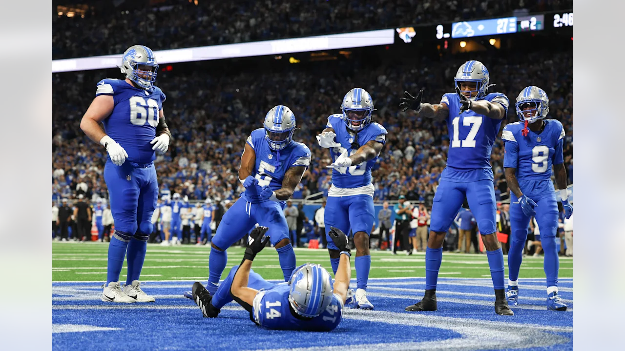 Detroit Lions celebrating after touchdown